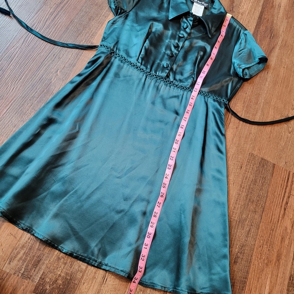 Vintage All That Jazz Emerald Green Silky A-line Dress - Picture 7 of 7